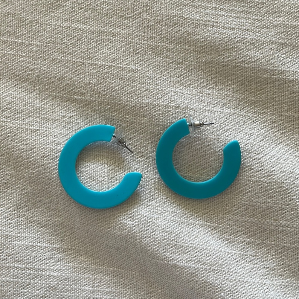 Blue 90s style hoop earrings